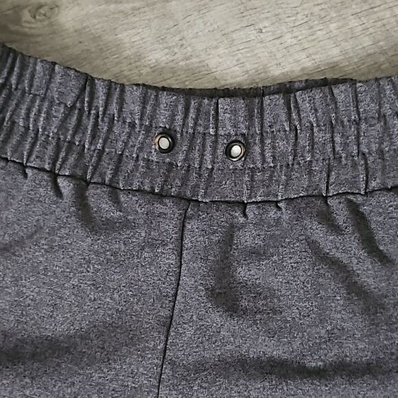 Alphalete Joggers Dark Grey athletic Activewear pants - Picture 6 of 11